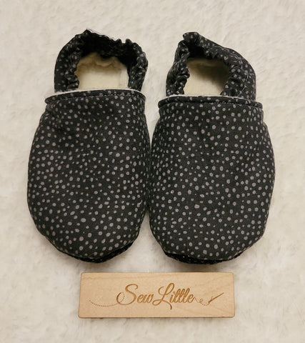 Charcoal Dot - Size 8 toddler, 18 to 24 month slippers
