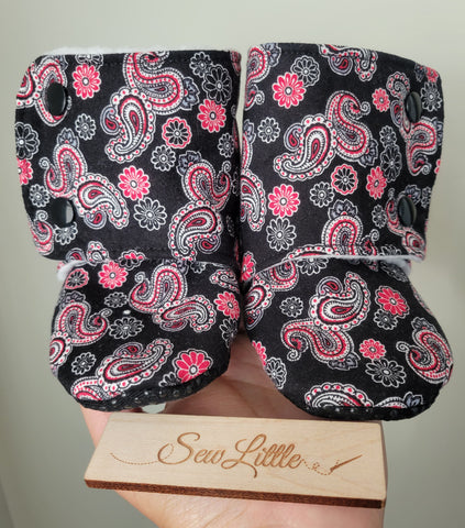 Paisley - Size 6.5 toddler, 12 to 18 month booties