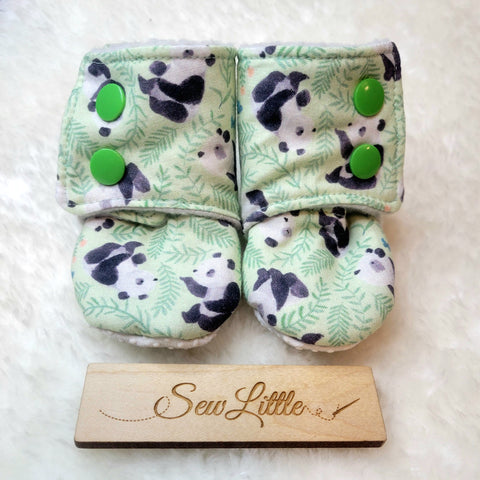 Pandas - Size 1 baby, 0 to 3 month booties