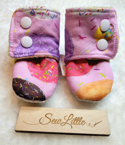 Donuts - Size 1 baby, 0 to 3 month booties