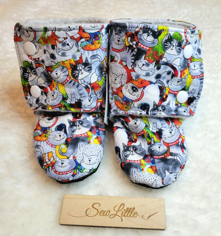 Cats - Size 6.5 toddler, 12 to 18 month booties