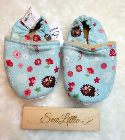 Mushrooms and Hedgehogs - Size 2.5 baby, 3 to 6 month slippers